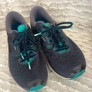 Brooks running shoes Glycerin 16 women’s sz 9.5‎